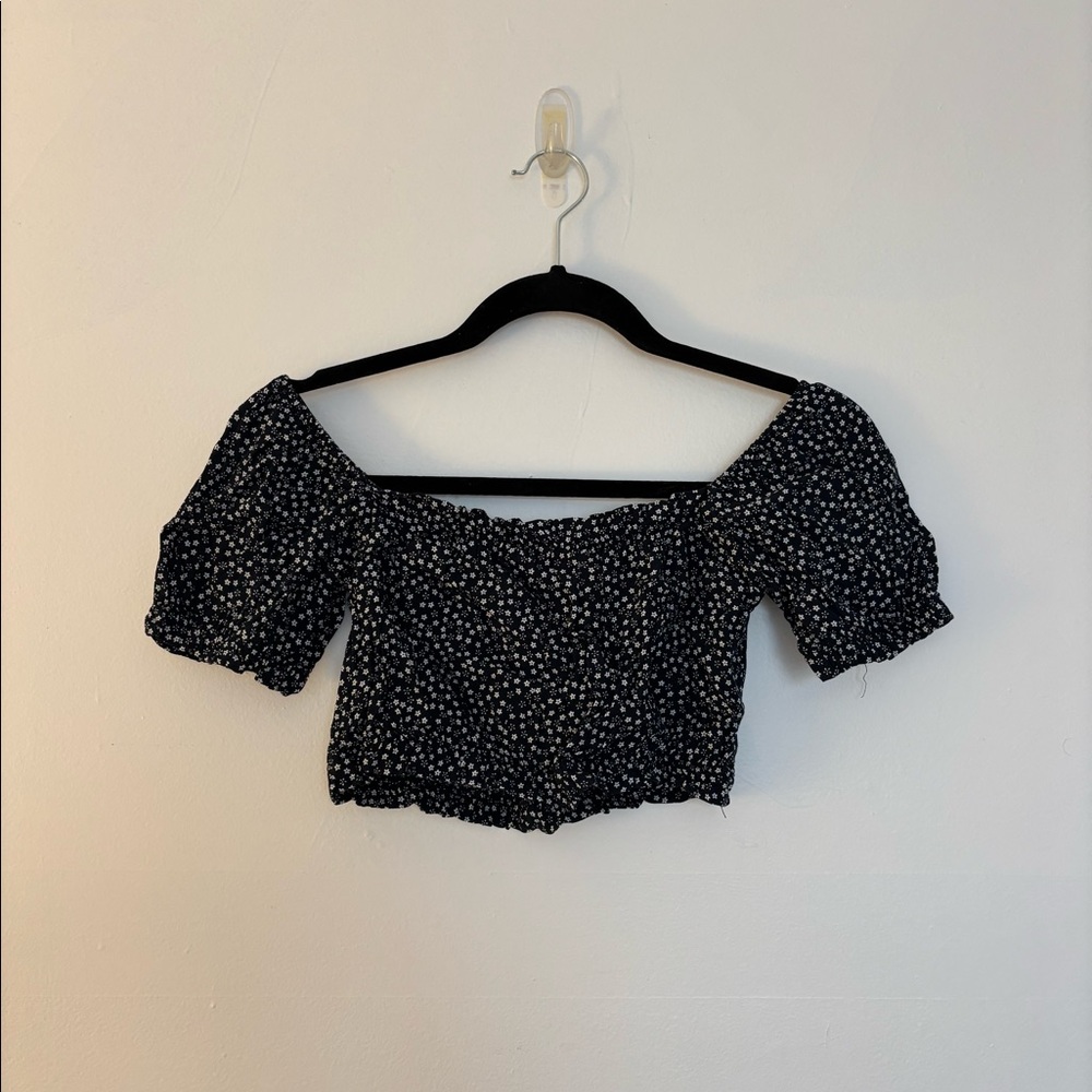 Brandy Melville Crop Top